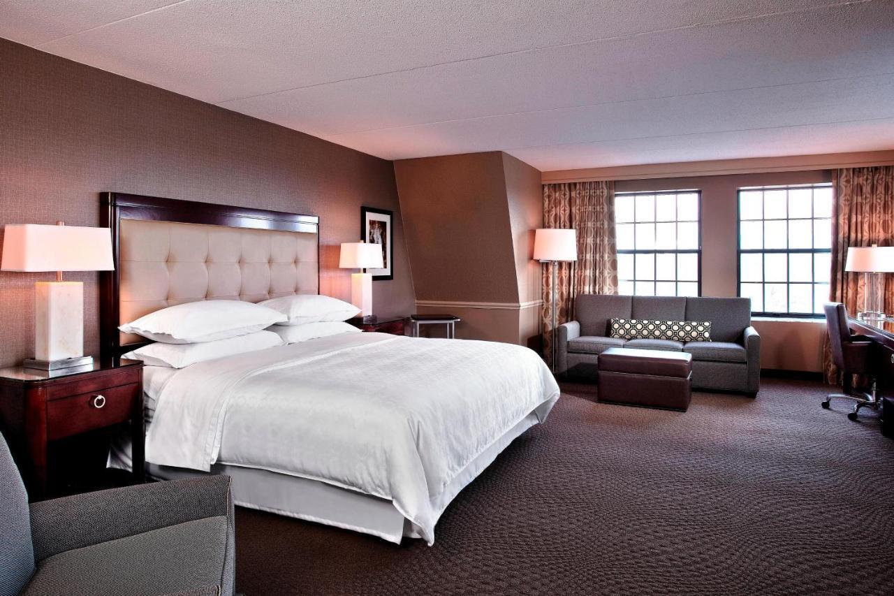 Sheraton Parsippany Hotel Екстер'єр фото
