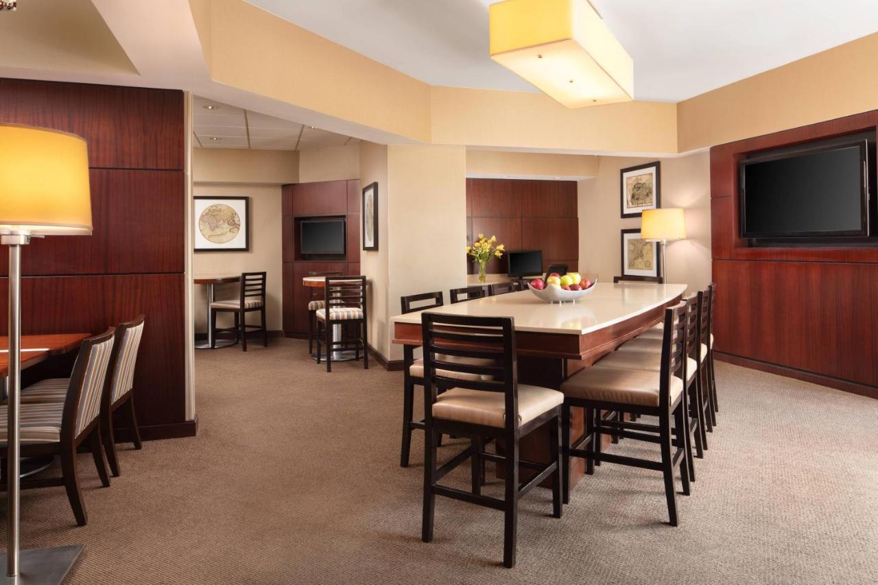 Sheraton Parsippany Hotel Екстер'єр фото