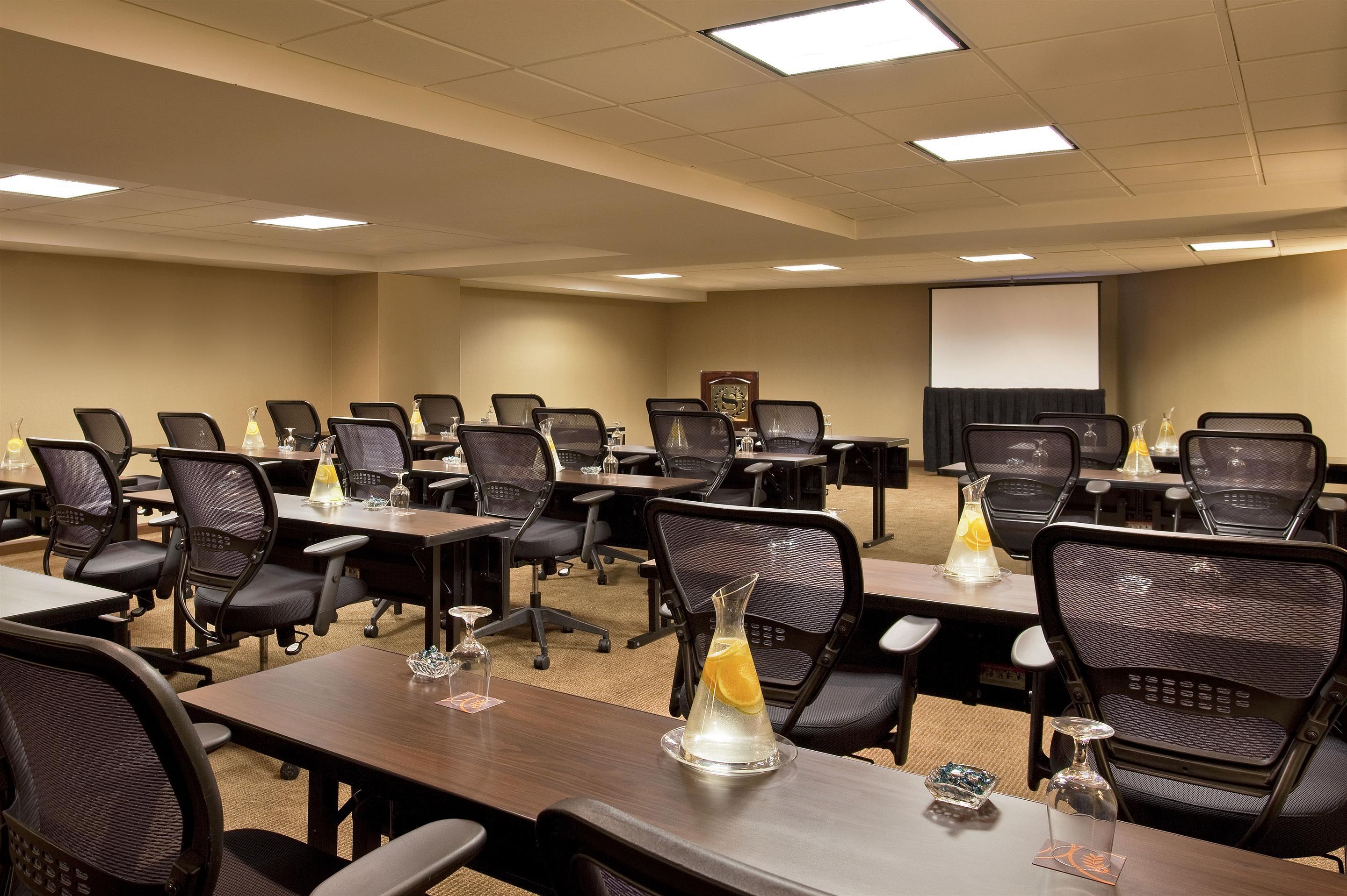Sheraton Parsippany Hotel Екстер'єр фото