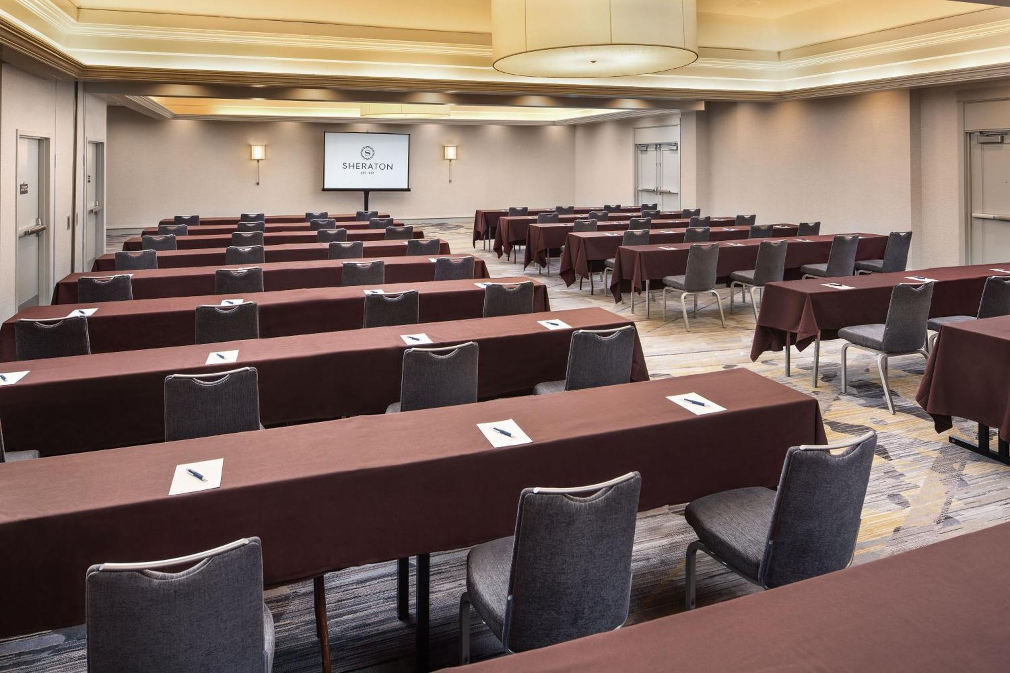 Sheraton Parsippany Hotel Екстер'єр фото